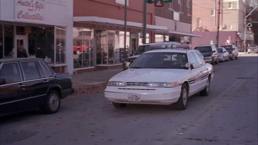 Ford Crown Victoria