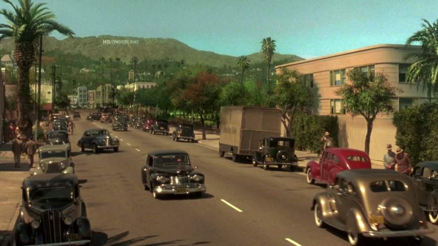 Chrysler Airflow Eight