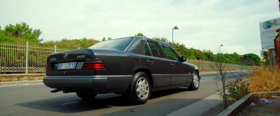Mercedes-Benz 250 D Turbo