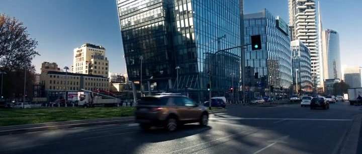 Land-Rover Discovery Sport