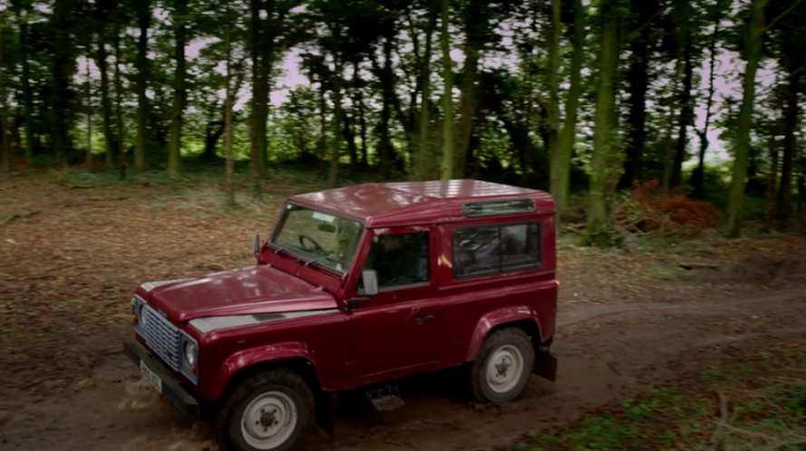 Land-Rover Defender 90