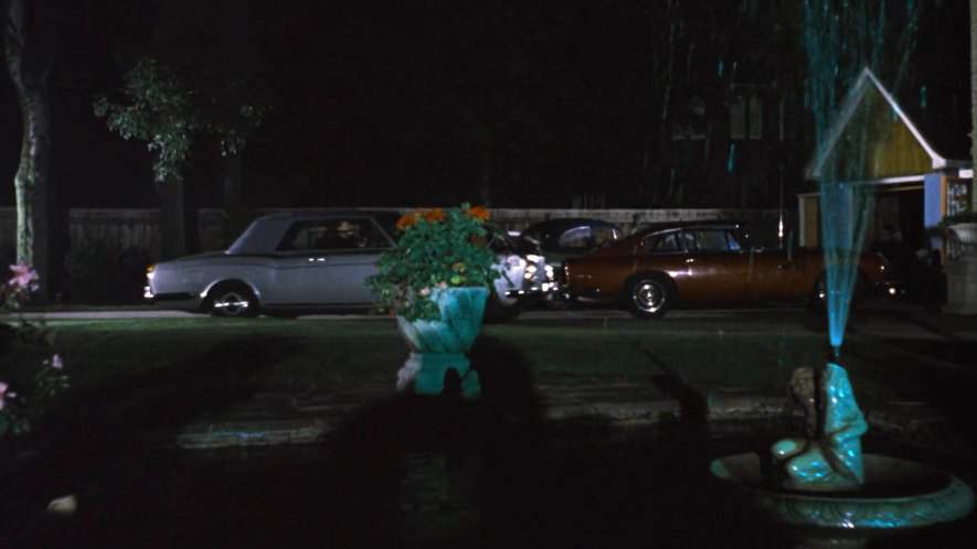 Aston Martin DB6 MkI