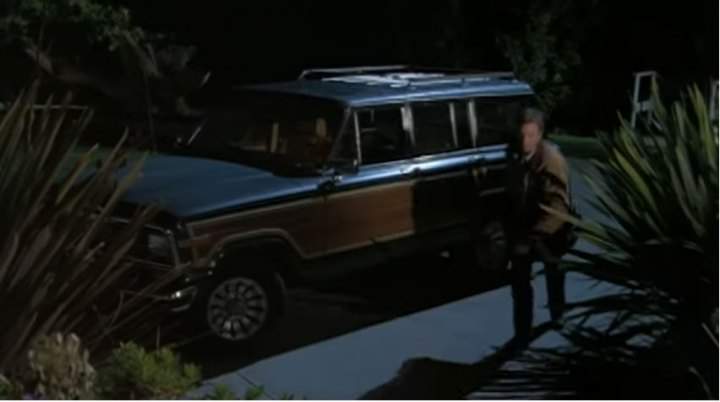 Jeep Grand Wagoneer