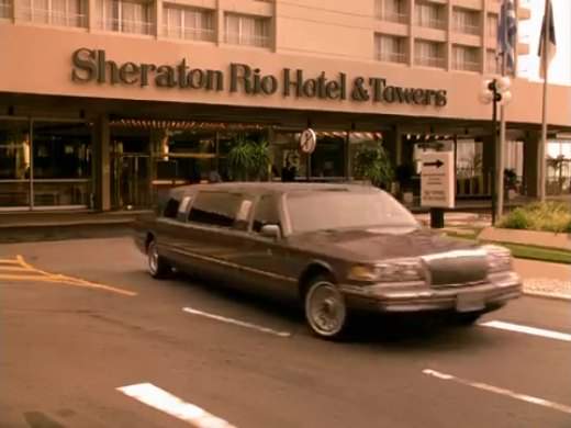 Lincoln Town Car Stretched Limousine