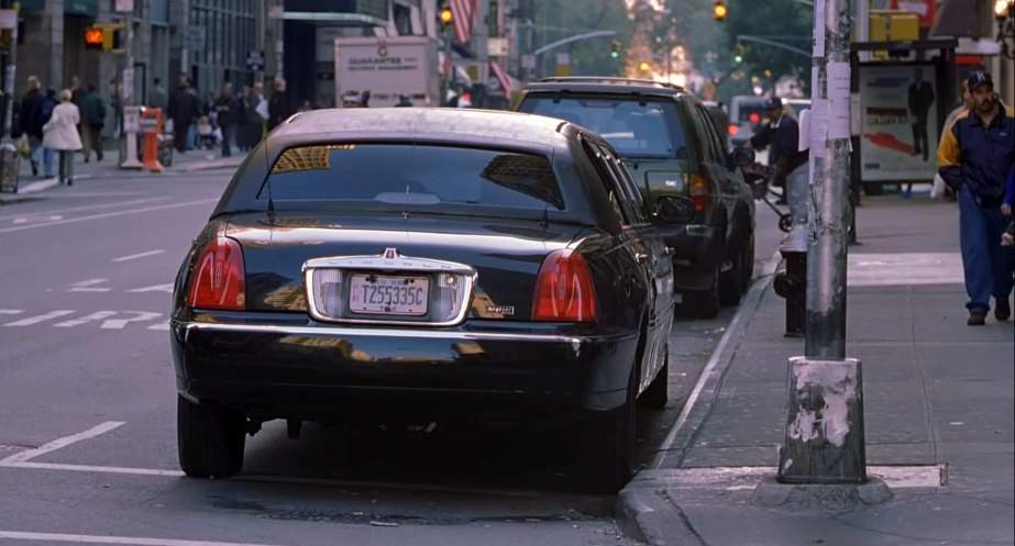 1998 Lincoln Town Car Stretched Limousine in Delivering Milo