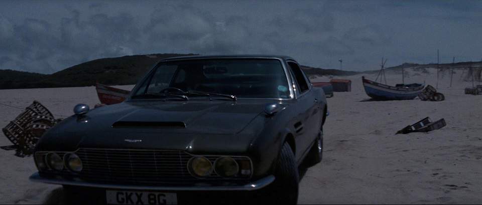 Aston Martin DBS Vantage