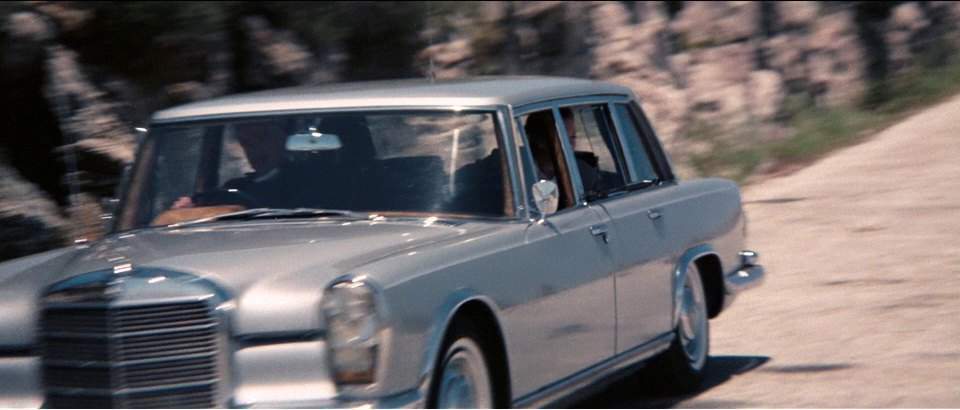 Mercedes-Benz 600
