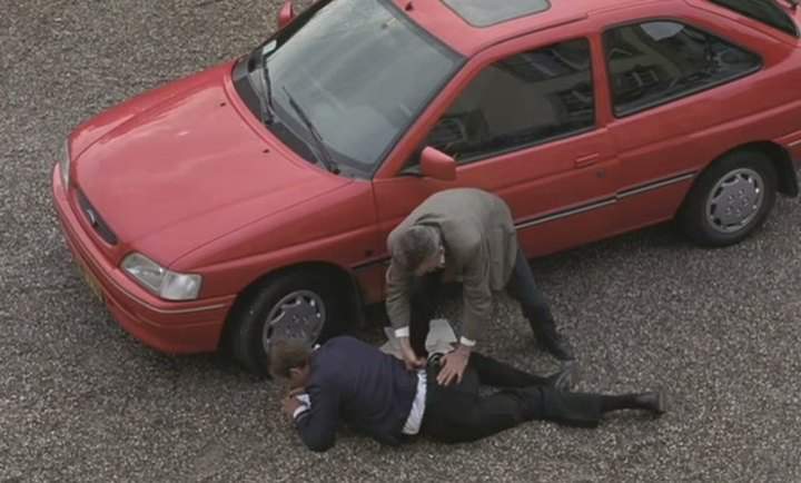 1993 Ford Escort MkV in The Enemy