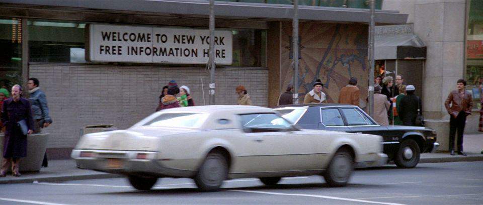 Lincoln Continental Mark IV