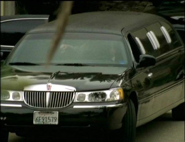 Lincoln Town Car Stretched Limousine