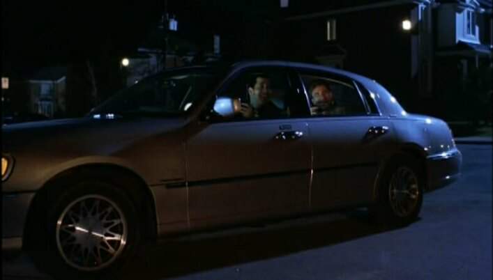 1998 Lincoln Town Car in Karmina 2