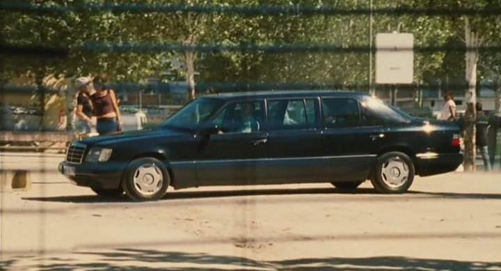 Mercedes-Benz E 300 Diesel Stretched Limousine