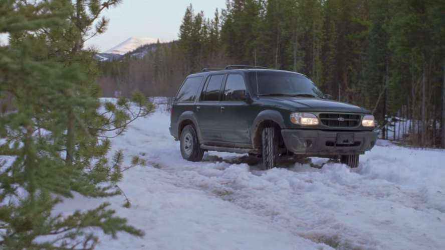 1999 Ford Explorer in Snowbound