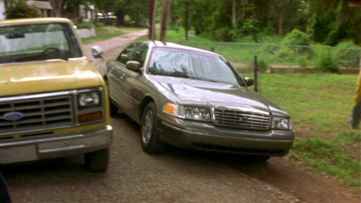 Ford Crown Victoria