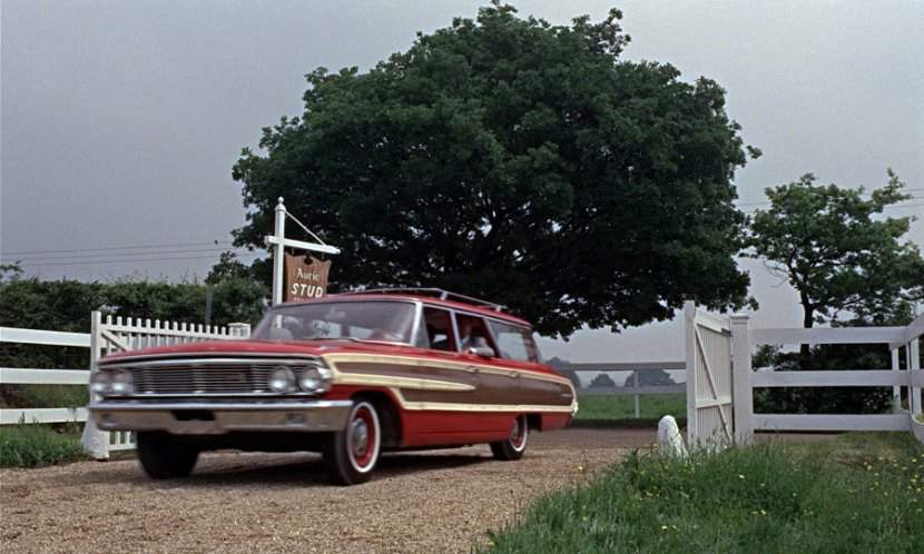 Ford Country Squire