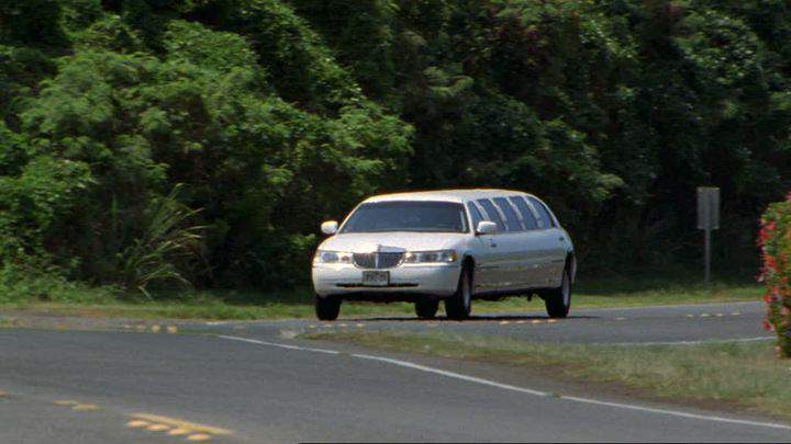 Lincoln Town Car Stretched Limousine