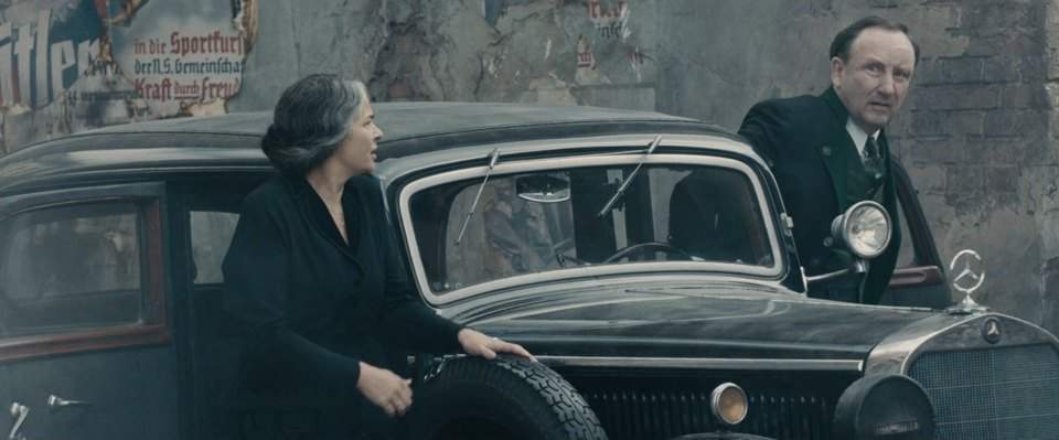 Mercedes-Benz 200 Lang