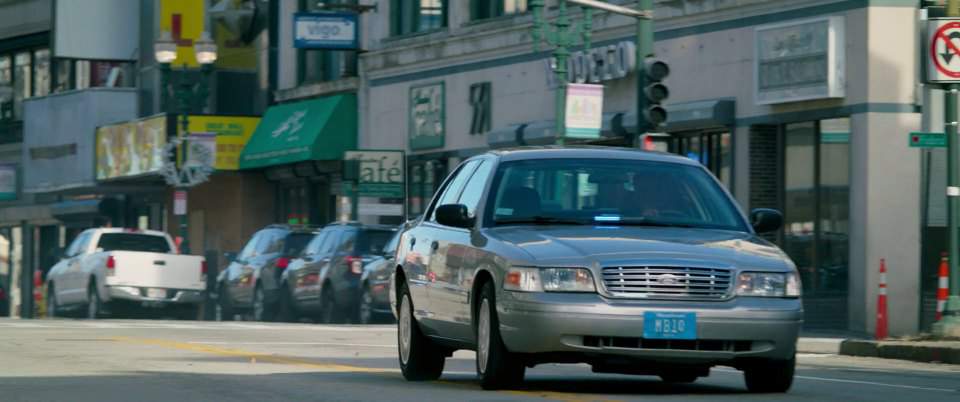 Ford Crown Victoria