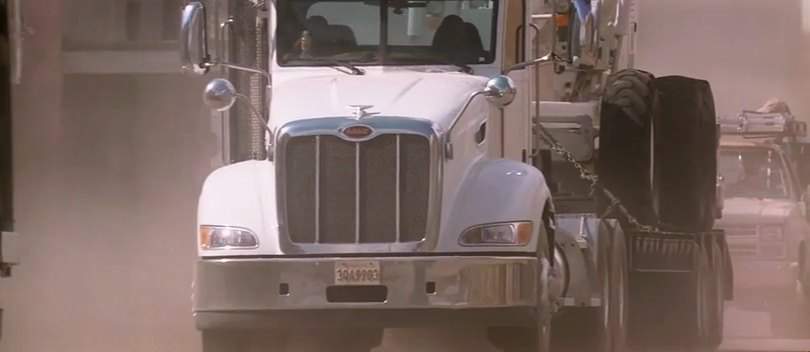 Peterbilt 384