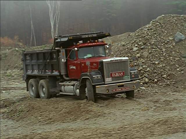 Mack Super-Liner
