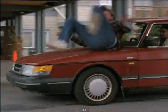 SAAB 900