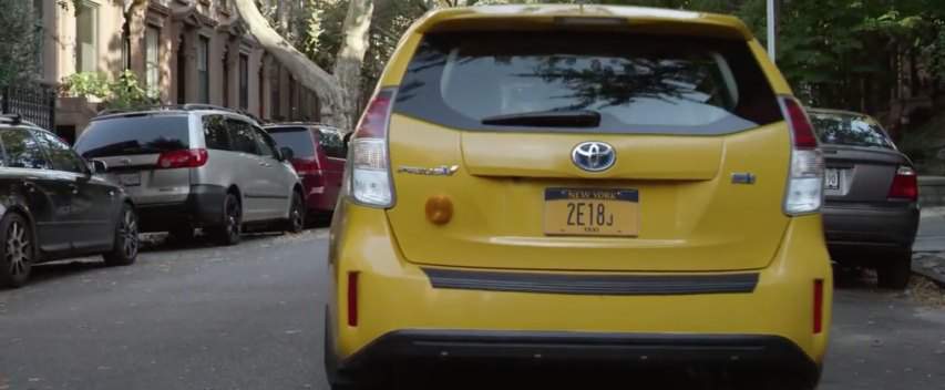 Toyota Prius v