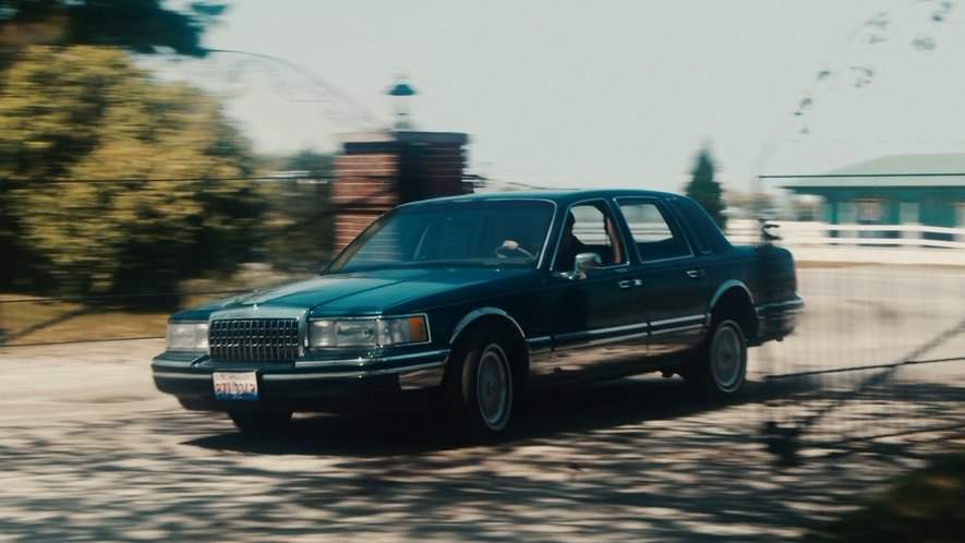 Lincoln Town Car