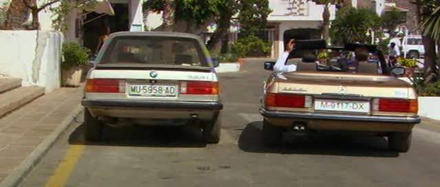 BMW 323i