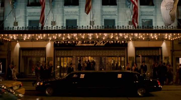 Lincoln Town Car Stretched Limousine