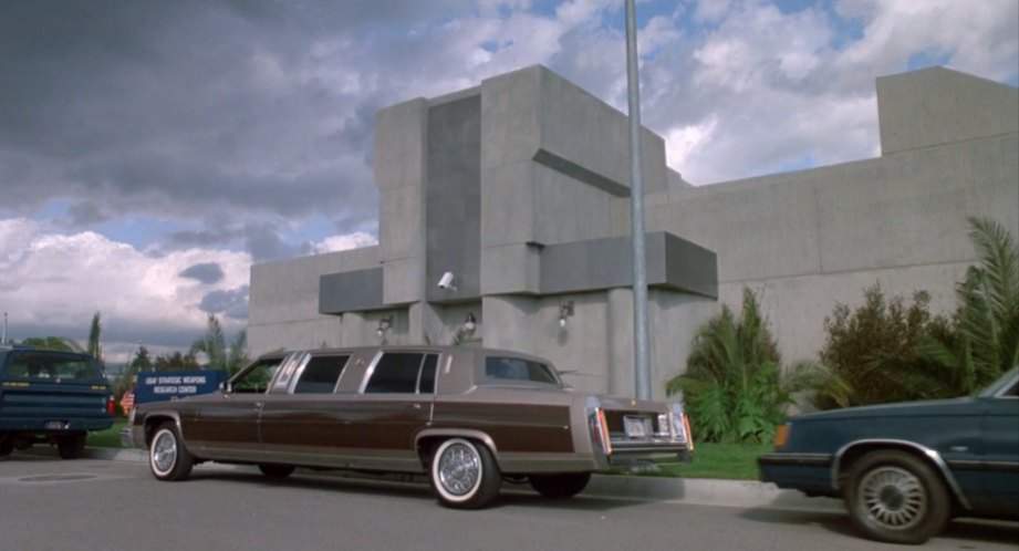 Cadillac Fleetwood Brougham Stretched Limousine