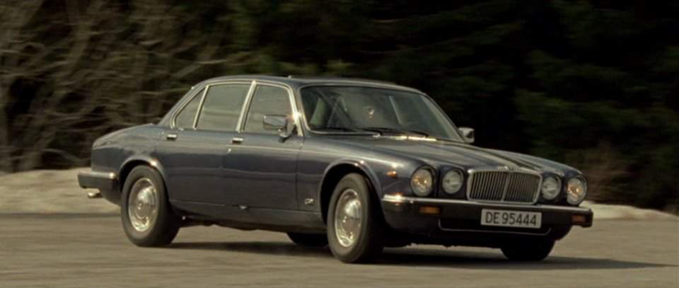 1986 Jaguar Sovereign V12 Series III in Izzat