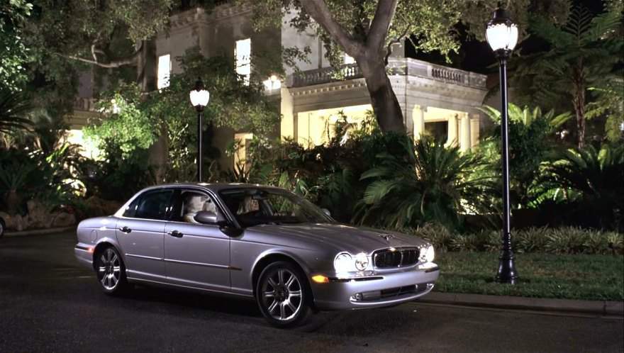 Jaguar XJ8