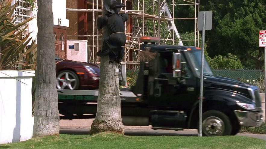 International 4000-Series LP