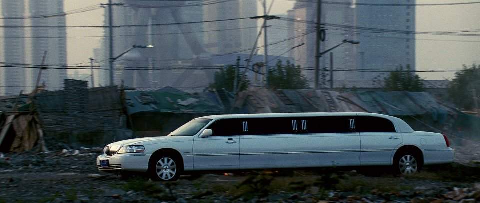 Lincoln Town Car Stretched Limousine