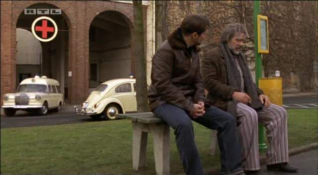 Mercedes-Benz 190 Krankenwagen Ep. 1