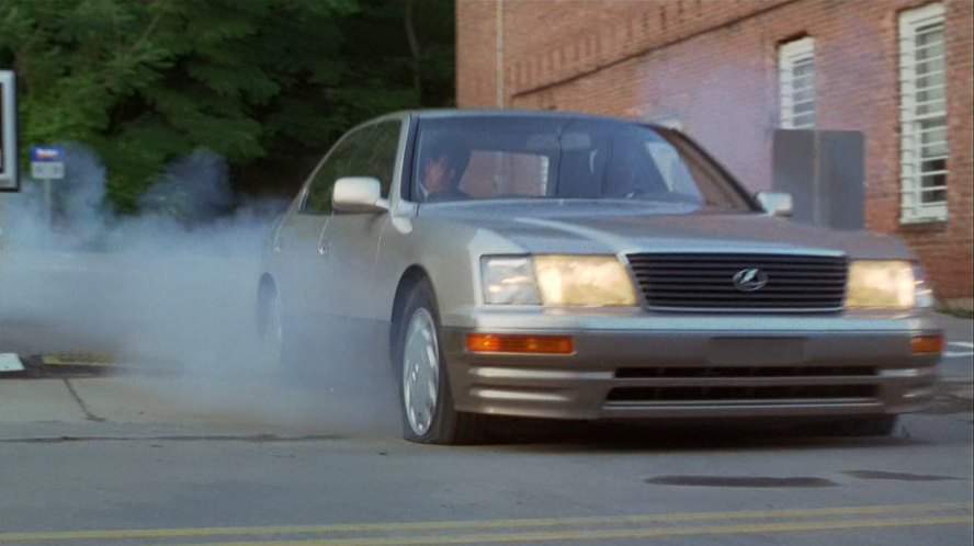 Lexus LS 400