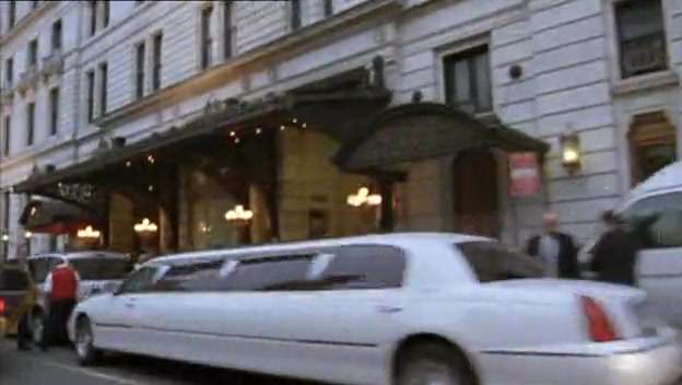 Lincoln Town Car Stretched Limousine
