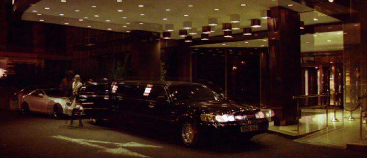 Lincoln Town Car Stretched Limousine