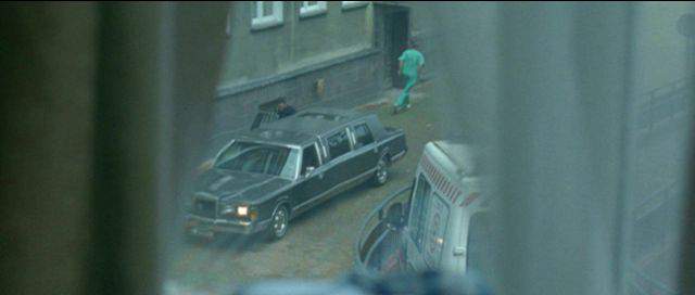 Lincoln Town Car Stretched Limousine