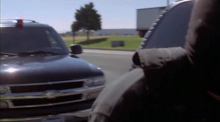 2000 Chevrolet Tahoe in Lightspeed