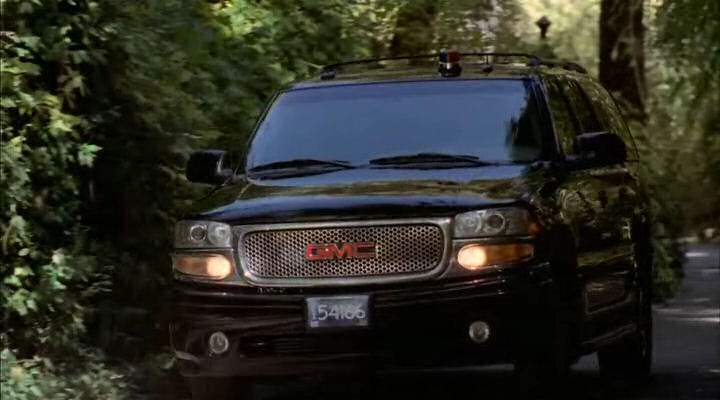 2003 GMC Yukon XL Denali in Lightspeed