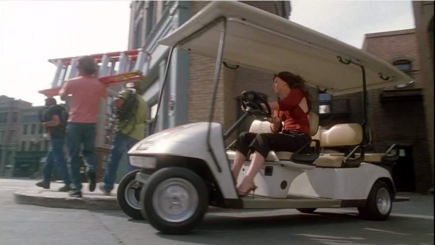 E-Z-Go Shuttle 6
