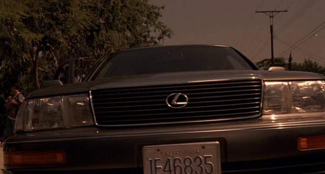 Lexus LS 400