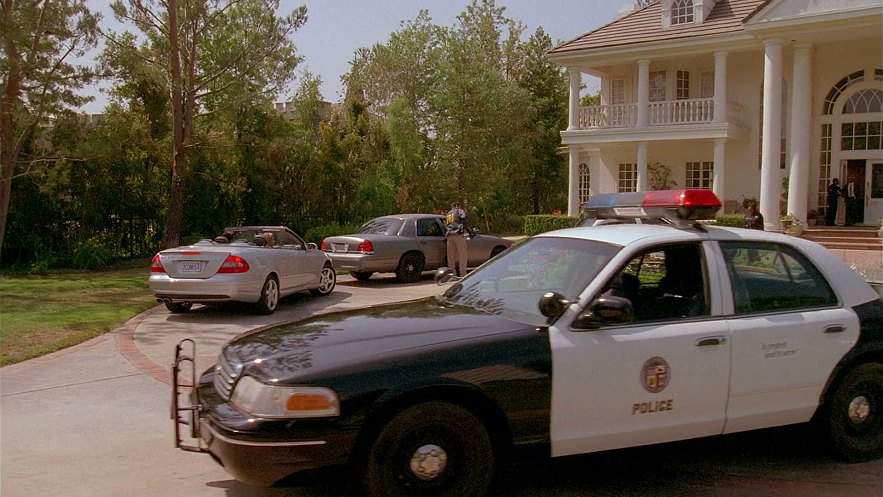 Ford Crown Victoria