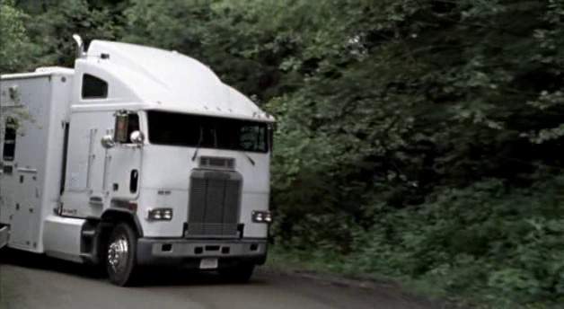 Freightliner FLA