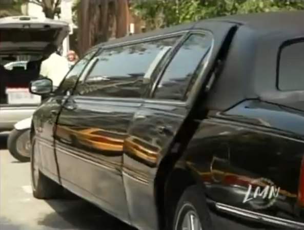 Lincoln Town Car Stretched Limousine