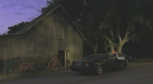 2002 Mitsubishi Diamante in Lake Dead