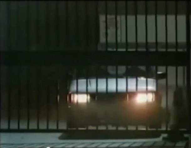 Peugeot 305