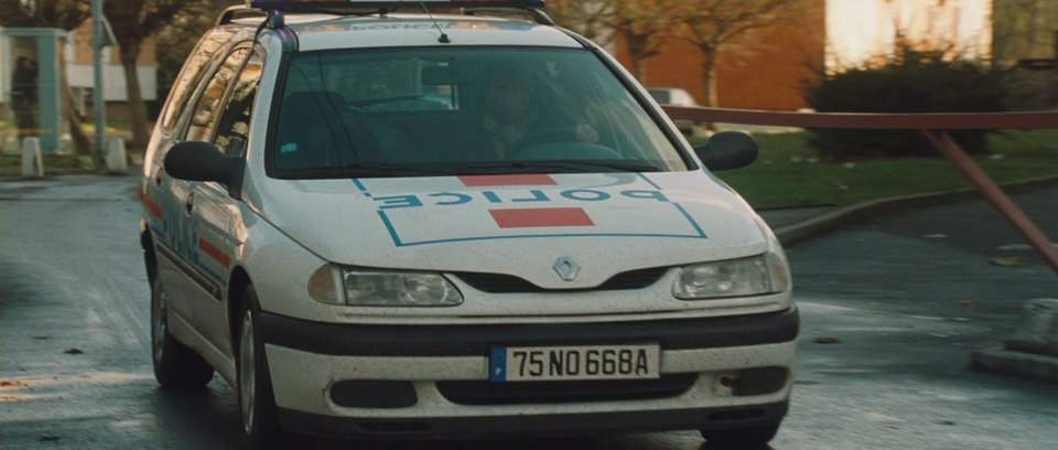 Renault Laguna Nevada 1
