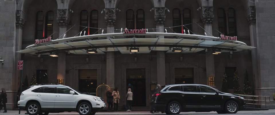 Lincoln MKT Town Car